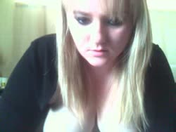 Webcam Recorded Chat for Sexy Sindi